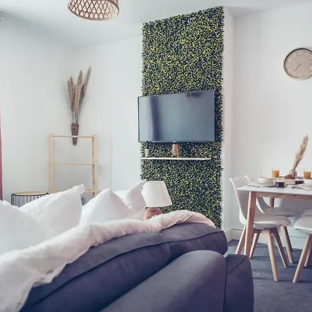 Le Boheme Chic Superbe + Parking Free Dunkirk